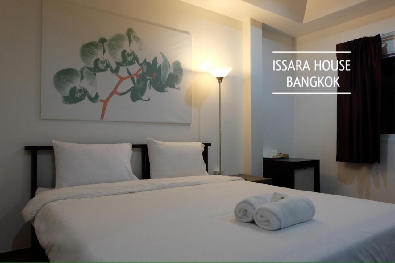 Issara House Bangkok Hotel Luaran gambar