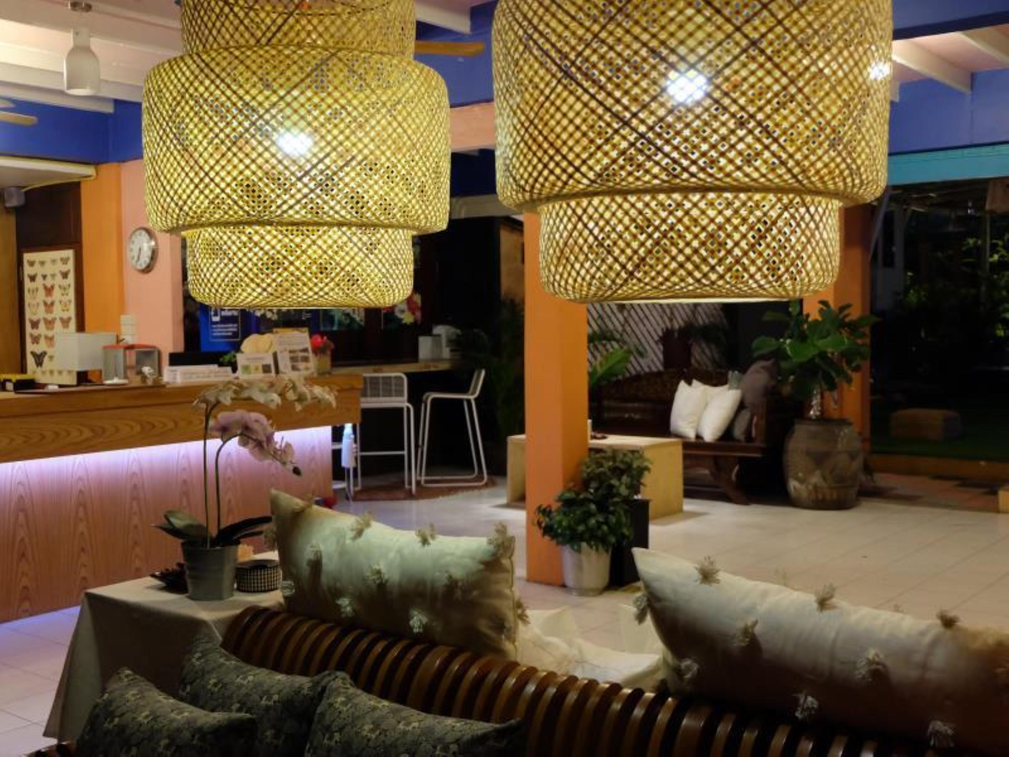 Issara House Bangkok Hotel Luaran gambar